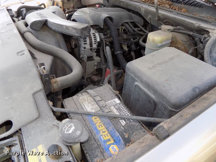 image for item GW9070 2002 Chevrolet Tahoe  SUV