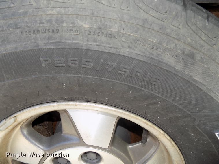 image for item GW9070 2002 Chevrolet Tahoe  SUV