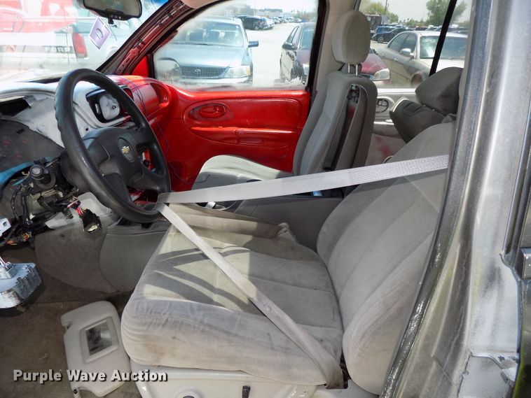 image for item GW9071 2005 Chevrolet TrailBlazer  SUV