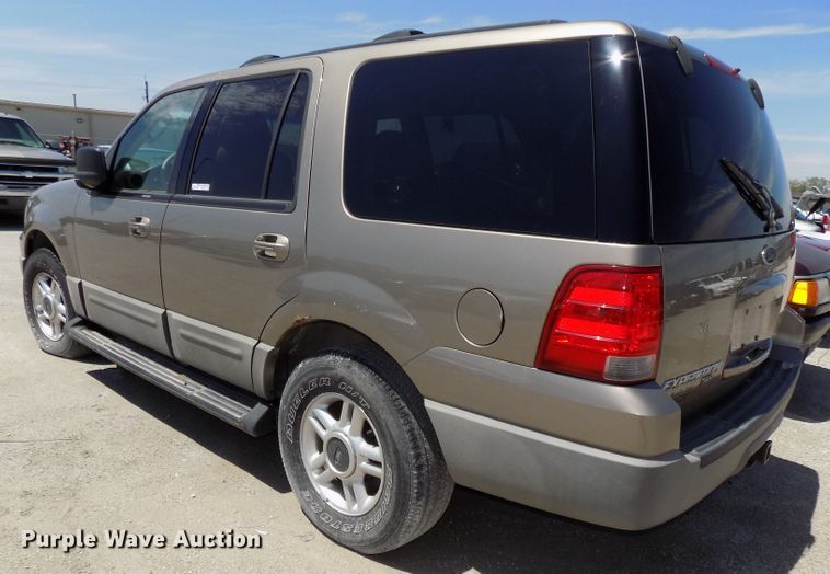 image for item GW9072 2003 Ford Expedition  SUV