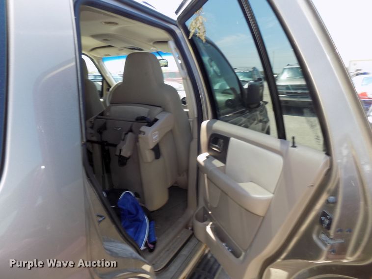 image for item GW9072 2003 Ford Expedition  SUV