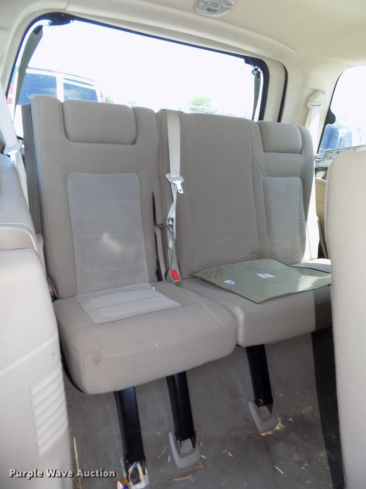 image for item GW9072 2003 Ford Expedition  SUV