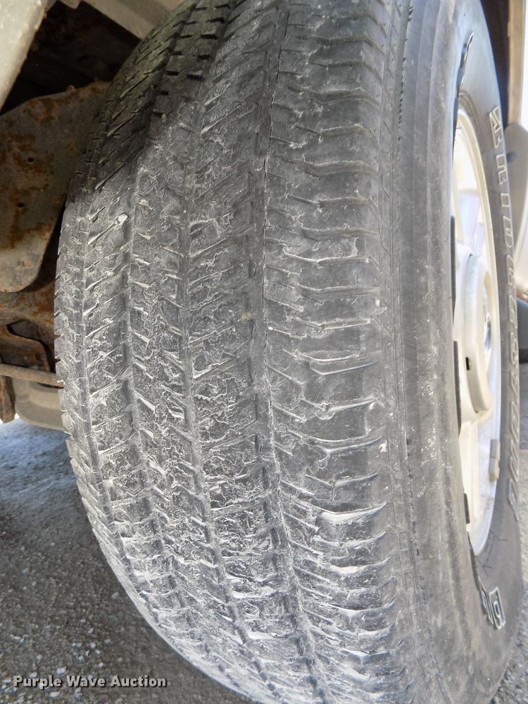 image for item GW9072 2003 Ford Expedition  SUV