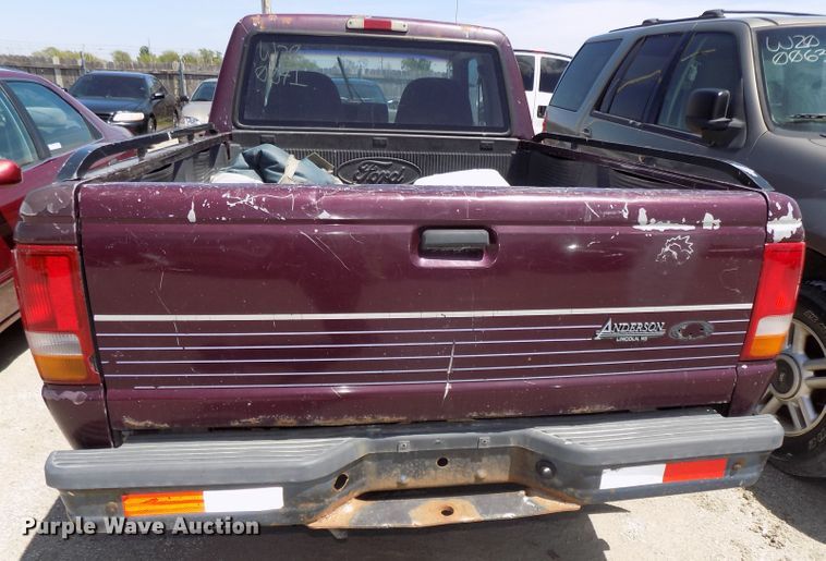image for item GW9073 1994 Ford Ranger  SuperCab pickup truck