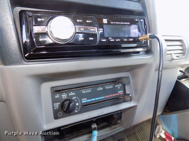 image for item GW9073 1994 Ford Ranger  SuperCab pickup truck