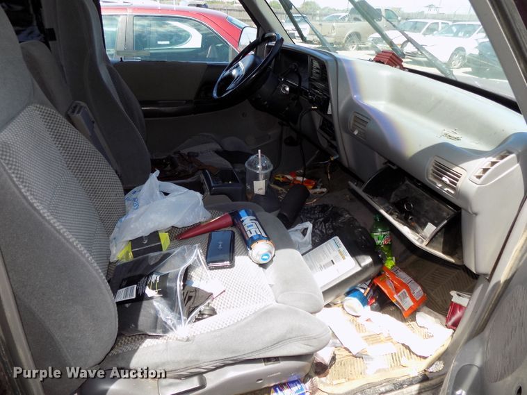 image for item GW9073 1994 Ford Ranger  SuperCab pickup truck