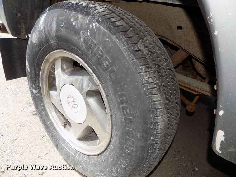 image for item GW9073 1994 Ford Ranger  SuperCab pickup truck