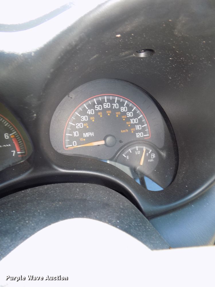 image for item GW9077 2004 Pontiac Grand AM