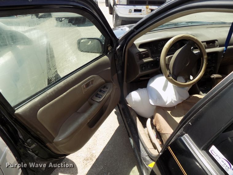 image for item GW9079 1998 Toyota Camry