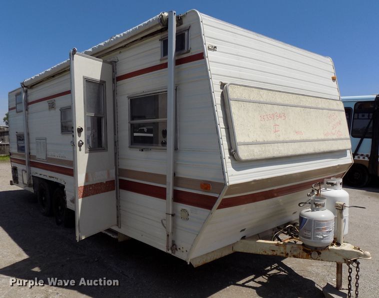 image for item GW9080 1981 Skyline Layton  camper