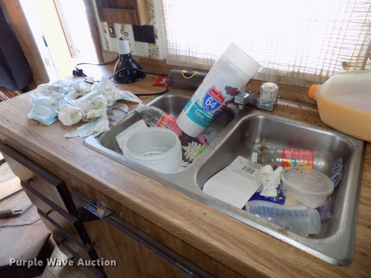 image for item GW9080 1981 Skyline Layton  camper