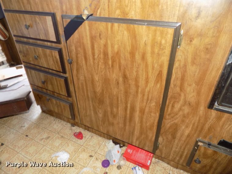 image for item GW9080 1981 Skyline Layton  camper