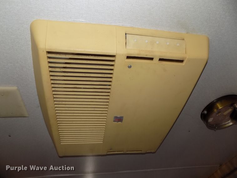 image for item GW9080 1981 Skyline Layton  camper