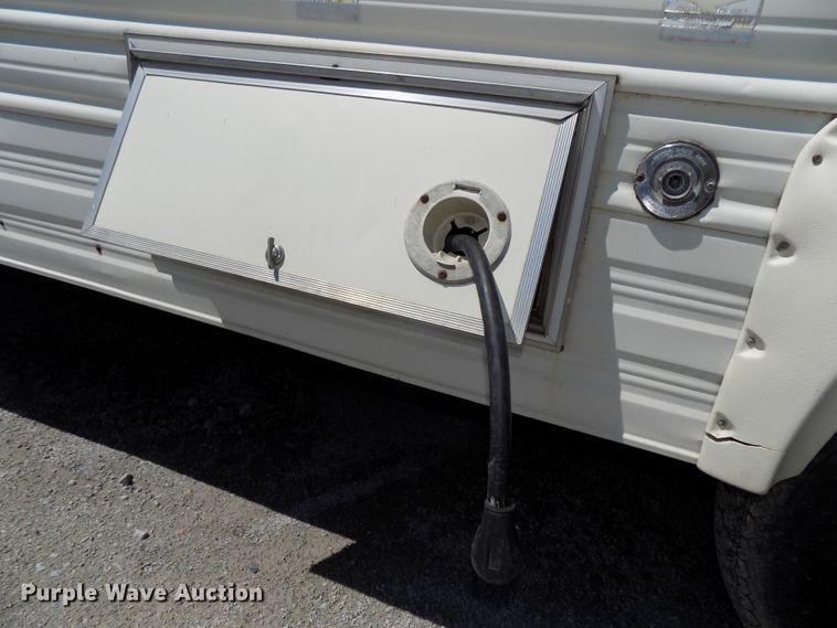 image for item GW9080 1981 Skyline Layton  camper