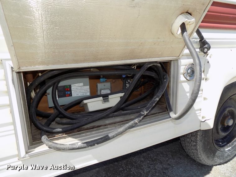 image for item GW9080 1981 Skyline Layton  camper