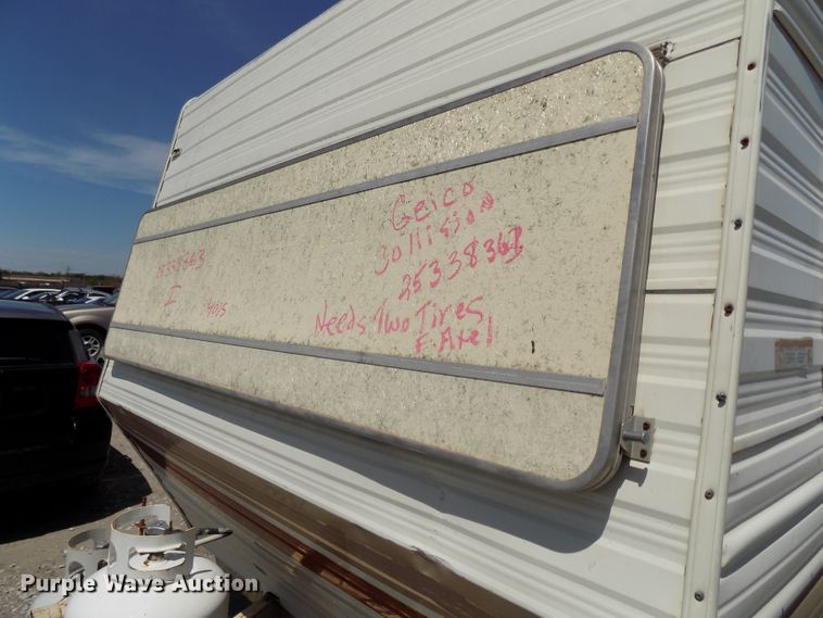 image for item GW9080 1981 Skyline Layton  camper