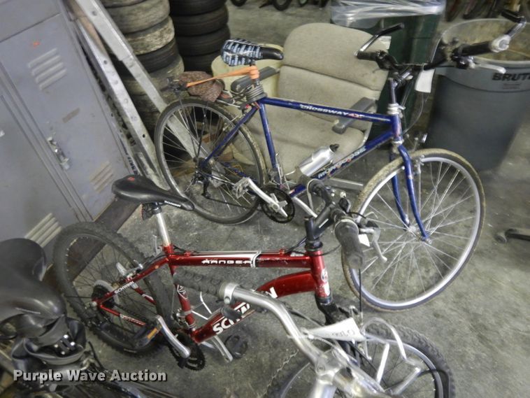 image for item GW9081 (16) bicycles