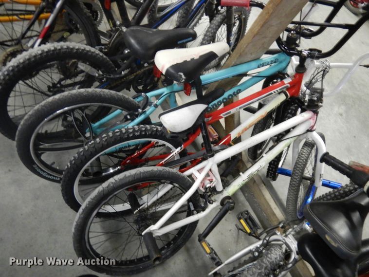 image for item GW9082 (10) bicycles
