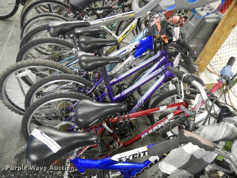 image for item GW9084 (10) bicycles