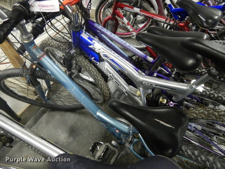 image for item GW9084 (10) bicycles