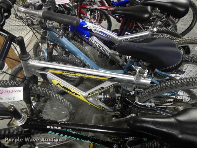 image for item GW9084 (10) bicycles