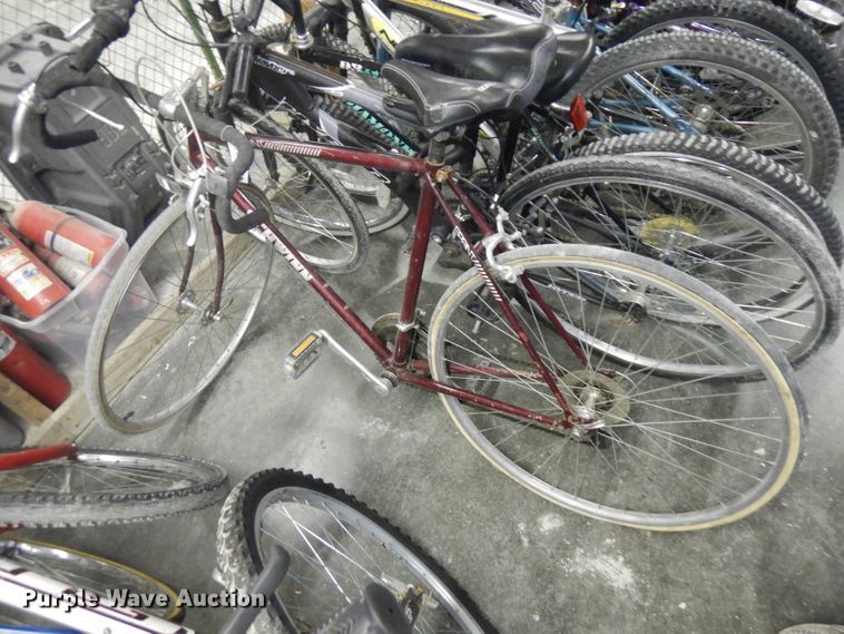 image for item GW9084 (10) bicycles