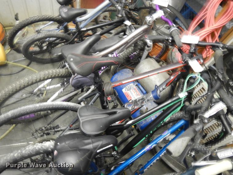 image for item GW9085 (11) bicycles