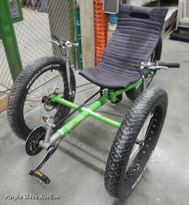 image for item GW9086 Terrain Fat Tire tricycle