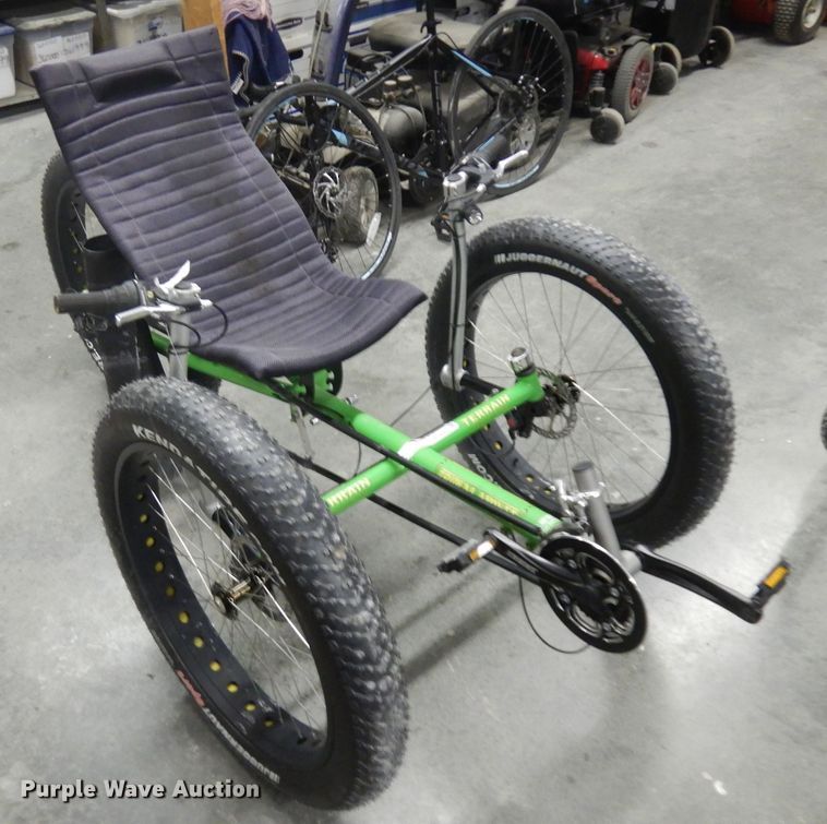 image for item GW9086 Terrain Fat Tire tricycle
