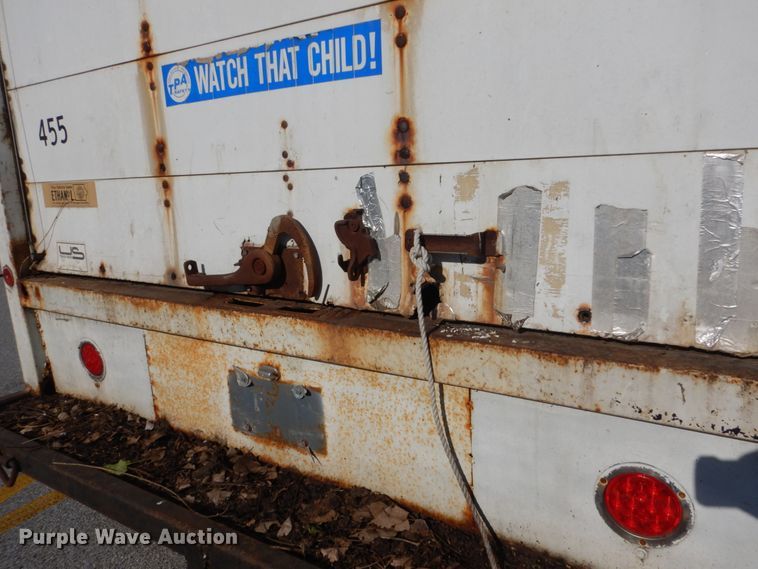 image for item GW9890 1998 Ford Econoline E350  box truck