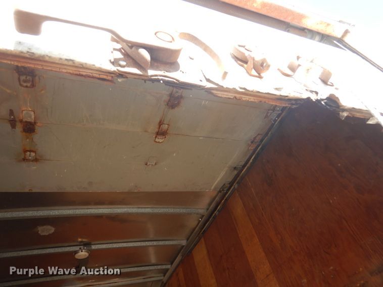 image for item GW9890 1998 Ford Econoline E350  box truck