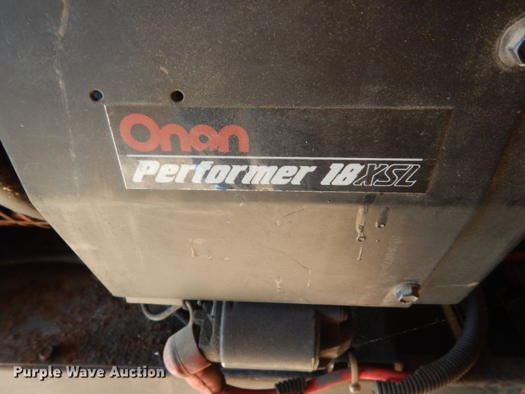 image for item GW9890 1998 Ford Econoline E350  box truck