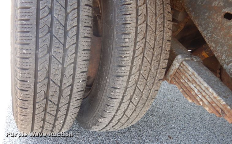 image for item GW9890 1998 Ford Econoline E350  box truck