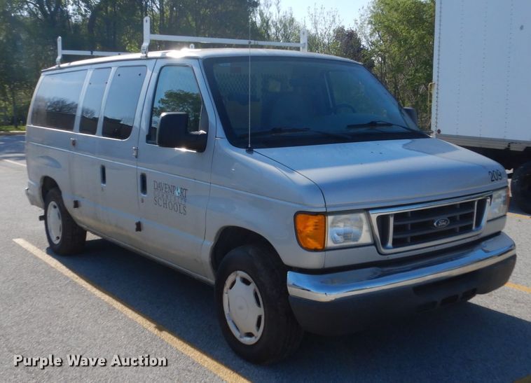 image for item GW9891 2005 Ford E150  van