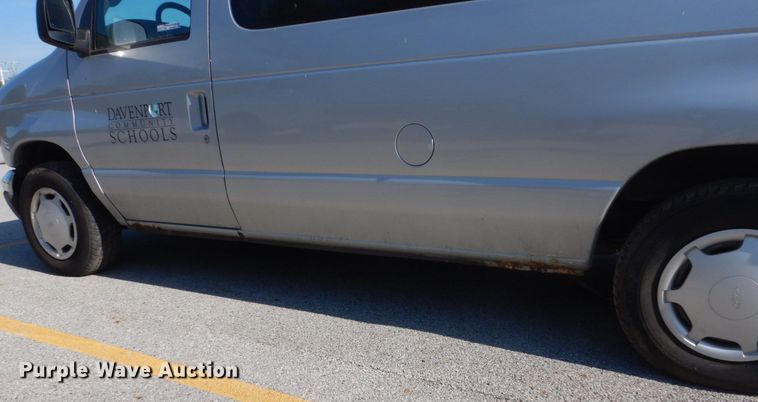 image for item GW9891 2005 Ford E150  van