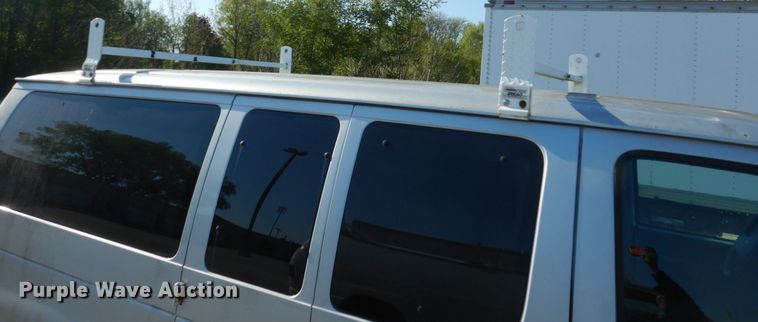 image for item GW9891 2005 Ford E150  van