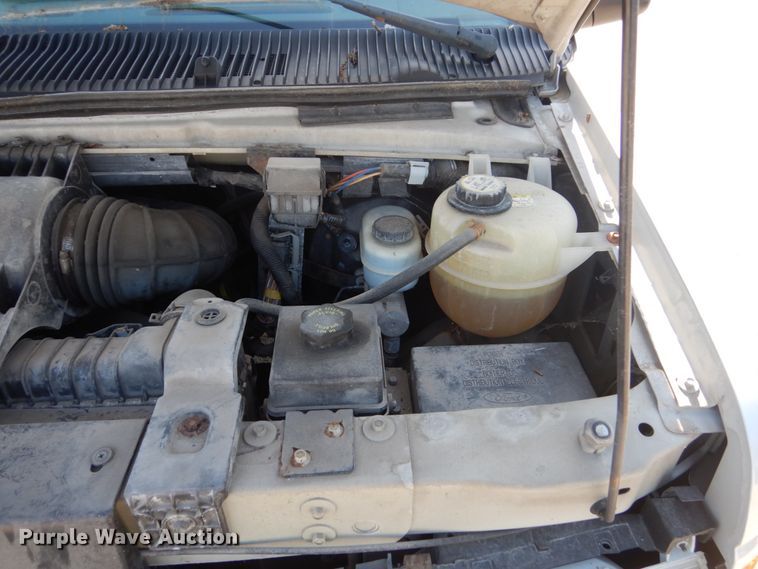 image for item GW9891 2005 Ford E150  van