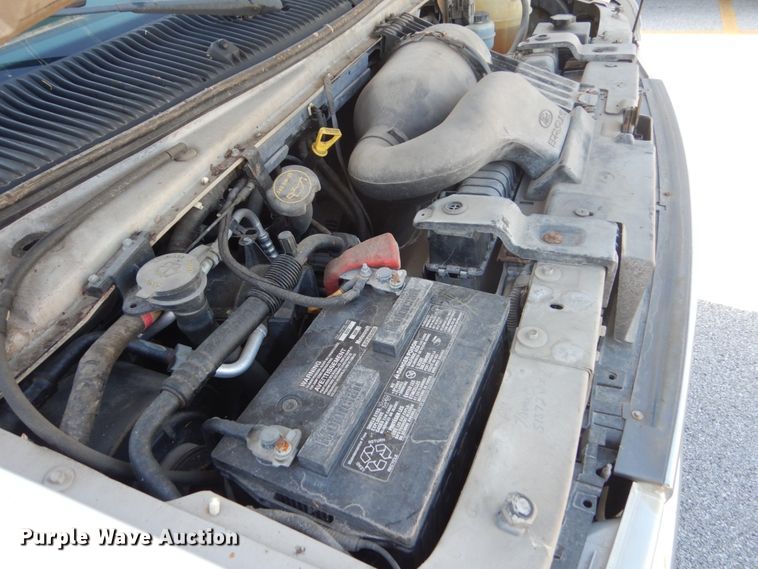 image for item GW9891 2005 Ford E150  van