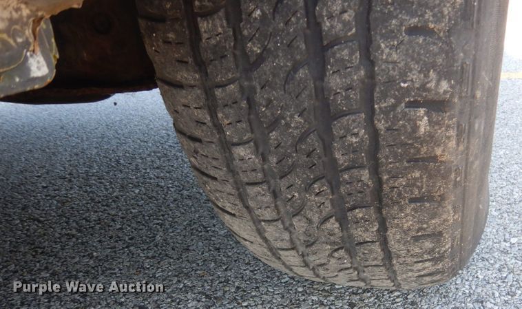 image for item GW9891 2005 Ford E150  van