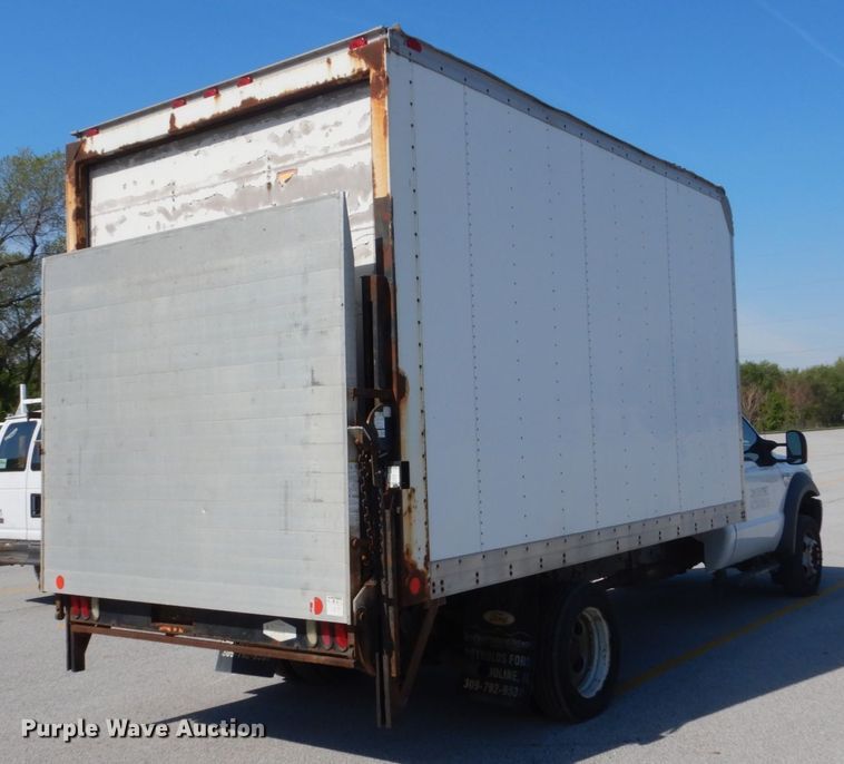 image for item GW9893 2005 Ford F450 Super Duty  box truck