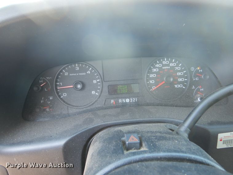 image for item GW9893 2005 Ford F450 Super Duty  box truck