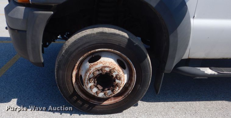 image for item GW9893 2005 Ford F450 Super Duty  box truck