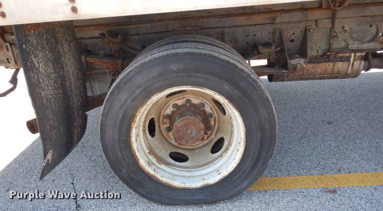 image for item GW9893 2005 Ford F450 Super Duty  box truck