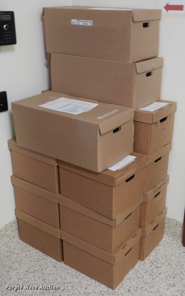 image for item GW9894 Approximately 500 Samsung chargers