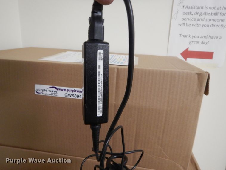 image for item GW9894 Approximately 500 Samsung chargers