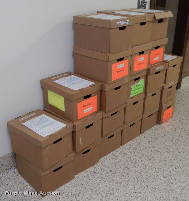 image for item GW9895 Approximately 690 Samsung chargers