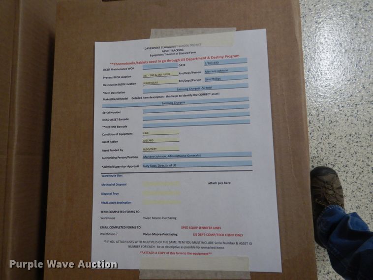 image for item GW9896 Approximatley 300 Samsung chargers
