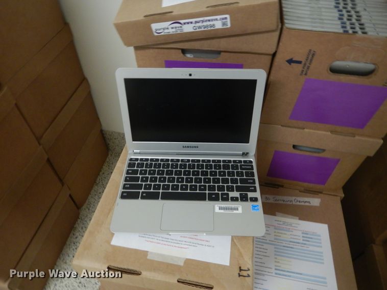 image for item GW9898 Approximately 112 Samsung tablets