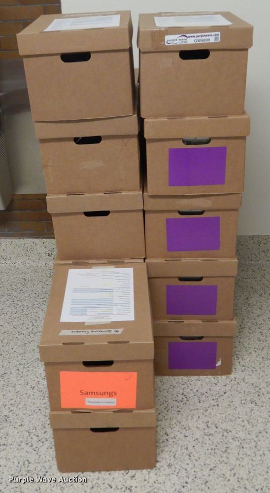 image for item GW9899 Approximately 190 Samsung tablets