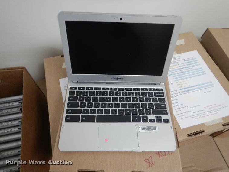 image for item GW9900 Approximately 194 Samsung tablets